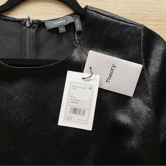 GORGEOUS Theory Top NWT- MSRP $245 - Picture 4 of 6